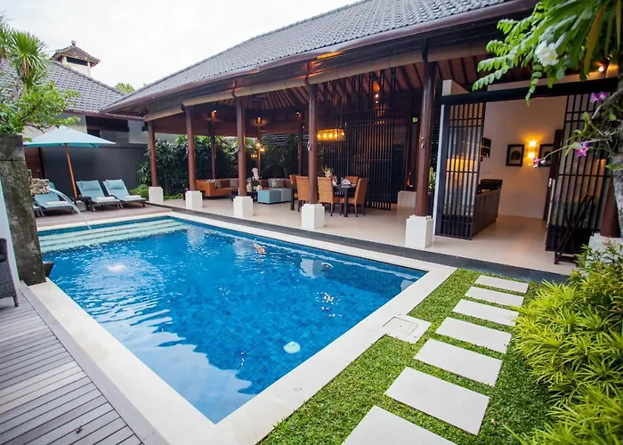 Lakshmi Luxury Villas, Walk To The And Shopping Seminyak (Bali)