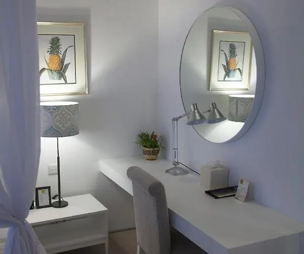 Lakshmi Luxury Villas, Walk To The And Shopping * Seminyak (Bali)