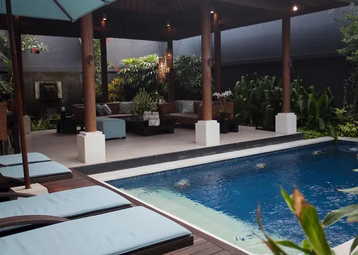 Lakshmi Luxury Villas, Walk To The And Shopping Villa