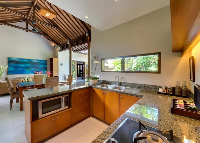Villa Lakshmi Luxury Villas, Walk To The And Shopping Seminyak (Bali)