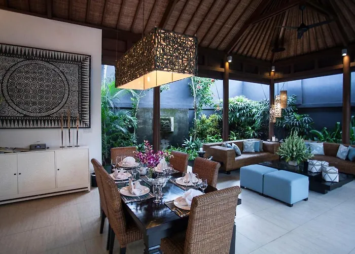 Lakshmi Luxury Villas, Walk To The And Shopping Villa