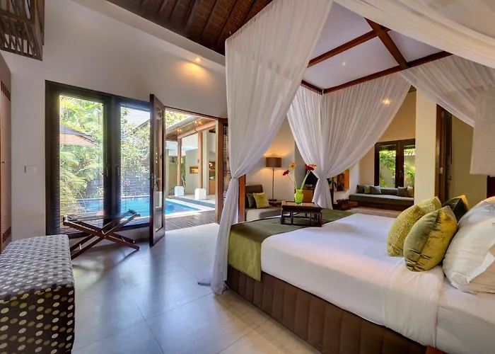 Lakshmi Luxury Villas, Walk To The And Shopping * Seminyak (Bali)